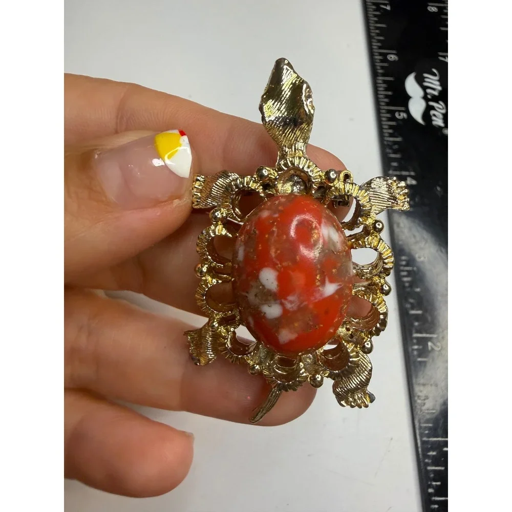 Gold Tone Turtle Brooch Red Art Glass Cabochon Figural Animal Pin